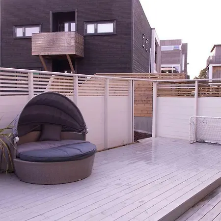 Modern House Perfect For Families Near The Zoo 克里斯蒂安桑