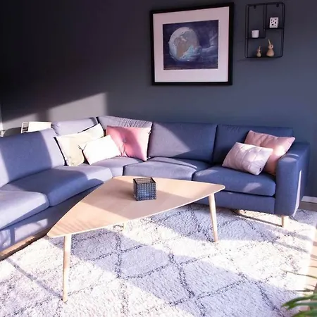 Modern House Perfect For Families Near The Zoo *